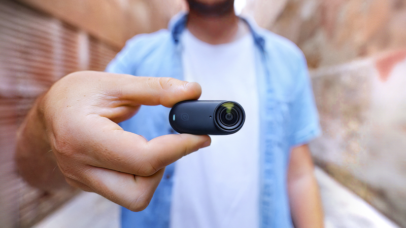 Новая Insta360 Go 3S — самая маленькая в мире камера 4K, а также набор творческих развлечений размером с большой палец.